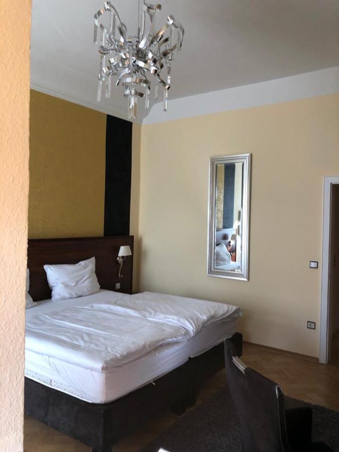Hotel Restaurant Nassauer Loewen ภายนอก รูปภาพ